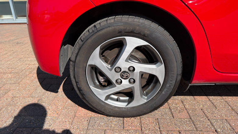 Toyota Yaris 1.5 Hybrid Icon 5dr CVT Hybrid Hatchback